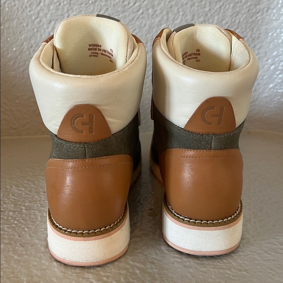 COLE HAAN Women's ZERØGRAND Explore Upstate Hiker Boots Size 7 - Picture 4 of 7